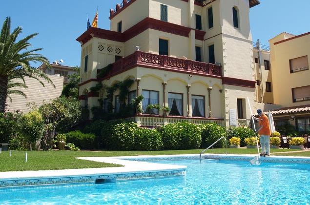 Hotel Hostal Del Sol Sant Feliu de Guíxols Zewnętrze zdjęcie