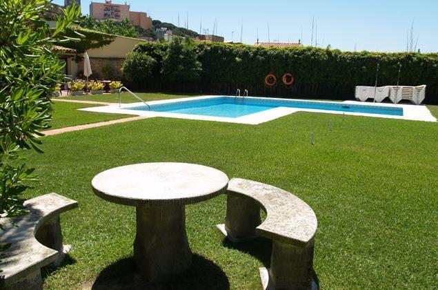 Hotel Hostal Del Sol Sant Feliu de Guíxols Zewnętrze zdjęcie