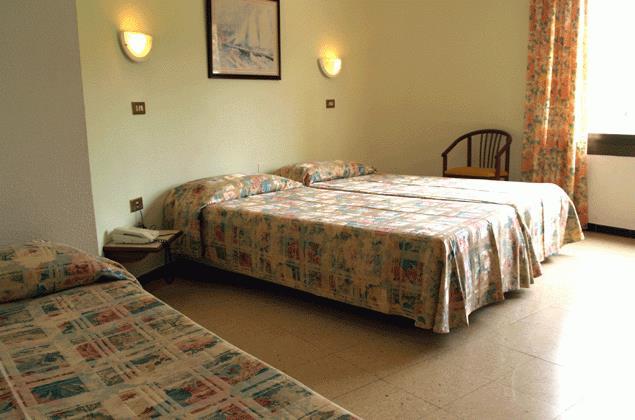 Hotel Hostal Del Sol Sant Feliu de Guíxols Zewnętrze zdjęcie